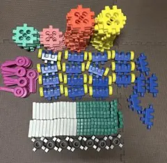 大量218ピース】コクヨ アイクリップ 知育玩具 ブロック IQLIP - メルカリ
