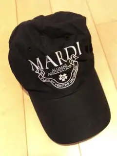 Mardi Mercredi刺繍ロゴ 黒キャップ
