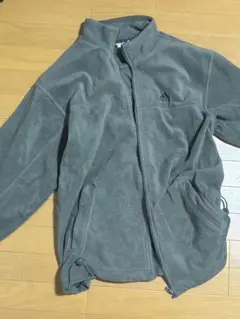 adidas フリースジャケット