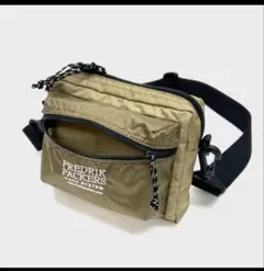 FREDRIK PACKERS ACCORD SHOULDER バッグ