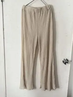 プリーツ カジュアルパンツ