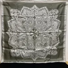 バンダナ スカーフ