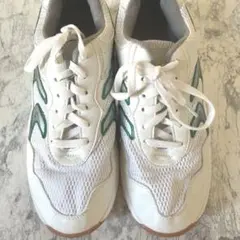25.5 体育館シューズ　スポーツシューズ ホワイト/グリーン