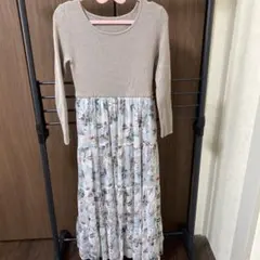 リブニット 花柄ティアードワンピース