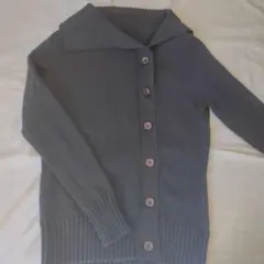 ROPE黒 ボタン付き ニットセーター M