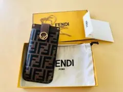 フェンディ ズッカ柄 フォン　スマホショルダー　FENDI　バッグ　ポーチ