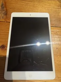 iPadmini Wi-Fiモデル16GB MD531J/A ホワイト&シルバー