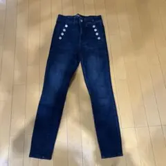 【即購入可】GAPボタン付きスキニーデニム