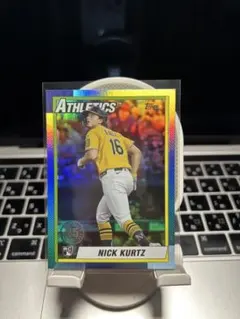 2025topps updated ニックカーツRC