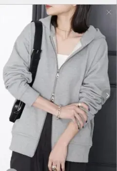 ダブルジップ パーカー