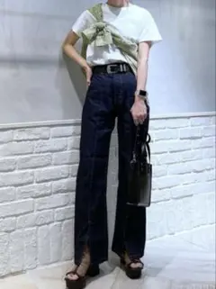 PAGEBOY フロントスリットジーンズ フレアデニム インディゴブルー