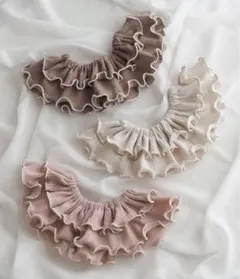 eyelet knit / frill bib 出産祝い つけ襟 よだれかけ