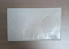 ミッキーマウス カバンに付属するもの