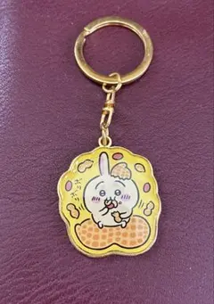 ちいかわ 千葉限定 アクリルキーホルダー ボリボリ