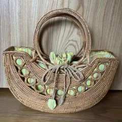 Item thumbnail for item e596be7a-ff59-480f-96fc-921f57055149