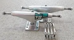 thunder truck 最新モデル T2 149
