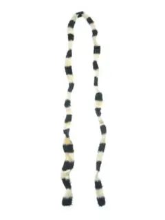 白と黒のストライプロングマフラー