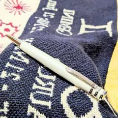 Item thumbnail for item d263d7d4-a928-427c-8eeb-af6784d8786e