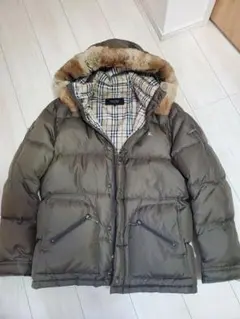 バーバリー ブラックレーベル フード付きオリーブダウンジャケット