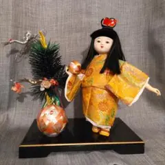 木目込人形 金色の着物 日本人形　アンティーク