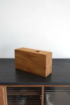 手作り木材製の花瓶
