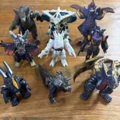 ウルトラ怪獣シリーズ　ソフビ　フィギュア　まとめ売り　BANDAI 円谷プロのサムネイル