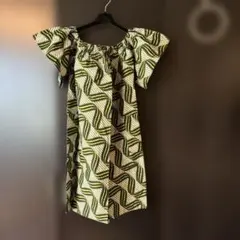 ピンクペイズリー柄オフショルダーサロペット - メルカリ