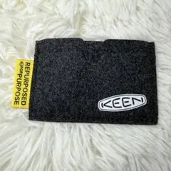 keen パスケース