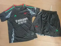 サッカーT シャツ パンツセット140エミレーツのサムネイル
