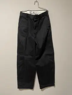 UNIQLO U ブラック ワイドフィットチノ　76