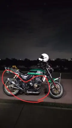 Kawasaki zrx400用 プリティー　421のサムネイル