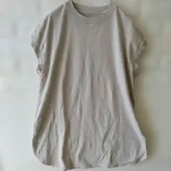 無印良品　フレンチスリーブカットソー　ベージュ　М-L　綿コットン100%