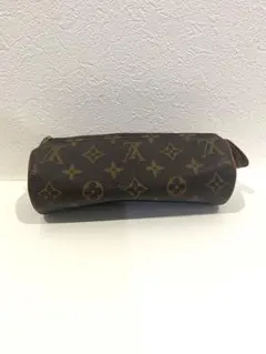 LOUIS VUITTON ルイヴィトン トゥルースロンド ポーチ