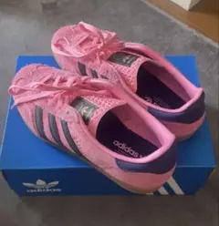 adidas ピンク ネイビー スニーカー