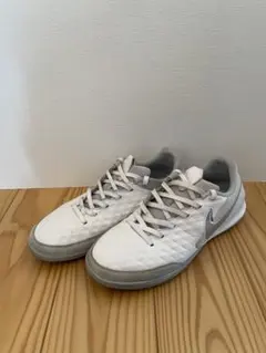 Nike TIEMPO ティエンポ　フットサルシューズ ホワイト/グレー