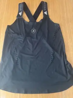 adidasステラマッカートニー　トップス　OT （Lサイズぐらい）　ブラックのサムネイル
