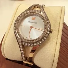 稼働　SWAROVSKI スワロフスキー 腕時計 クリスタル ゴールド バングル