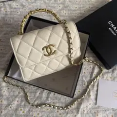 お値下げ中！ノベルティ ホワイト キルティング ショルダーバッグ VIP限定