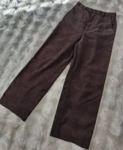 gu ワイドパンツ