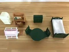 【希少・廃盤入】シルバニア 家具まとめ売り 7点（緑の家具・勉強机・冷蔵庫ほか）