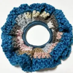 シュシュ（かぎ編み）！紺色が効いたハンドメイド♡ヘアアクセサリー！