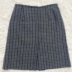 2025年最新】プラダ スカートの人気アイテム - メルカリ