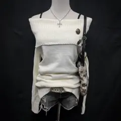 平成ギャル　y2k グランジ　オフショル ニット　ワンピ丈　ボタン付き　姫ギャル