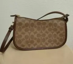 シグネチャー ショルダーバッグ