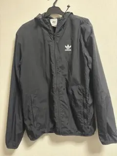 adidasナイロンジャケット