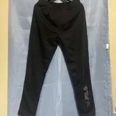 FILA ブラック ジャージパンツ