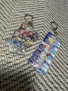 カラフルピーチ　アクリルキーホルダー