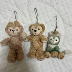 ダッフィー シェリーメイ ジェラトーニ ぬいぐるみバッジ等 3点セット