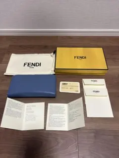 FENDI⭐︎ブルーレザー長財布