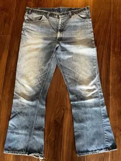 Item thumbnail for item e0f65232-fab3-416a-9906-444e22fd569c